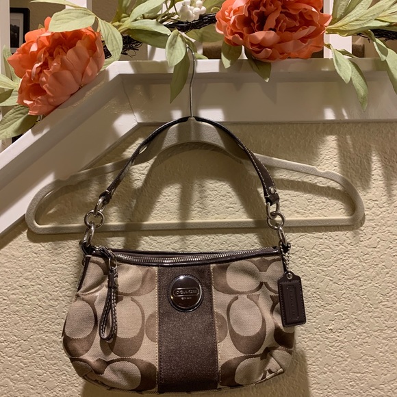 Coach Handbags - A Signature Fabric Coach Purse